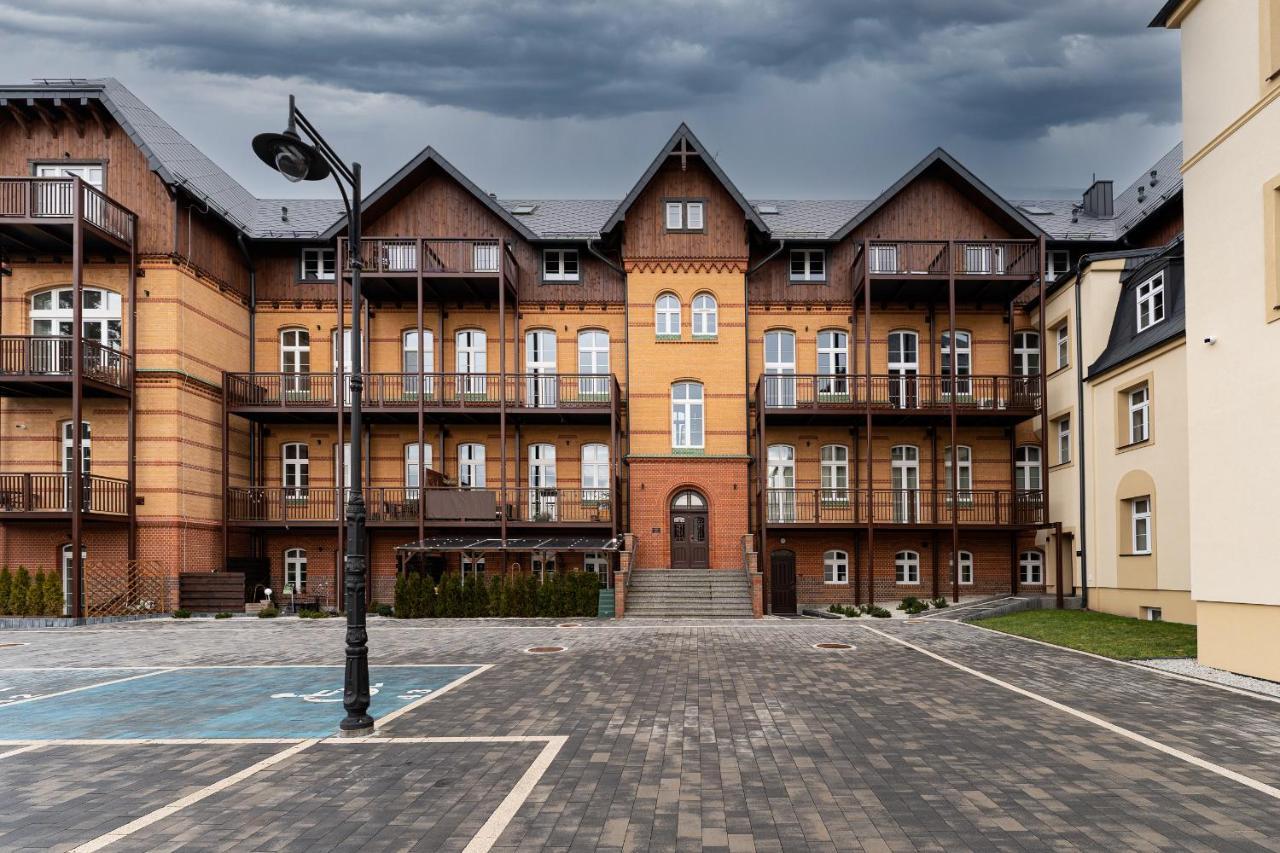 Apartament Foto Loft - Villa Vinci - Z Prywatnym Monitorowanym Parkingiem - Space Apart Jelenia Góra Exterior foto